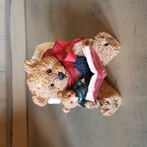 Vintage Heart Patch Place Reading Bears figurine - First Edition